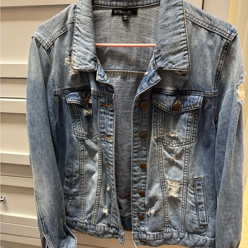 STS Blue Women's Ripped Jean Jacket - Light Blue